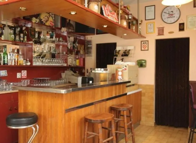 בית הארחה With A Parking Space Veli Brgud, Opatija - 7840