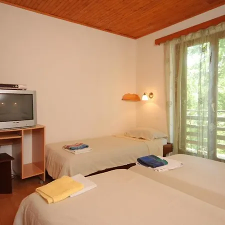 With A Parking Space Veli Brgud, Opatija - 7840 Affittacamere 3*